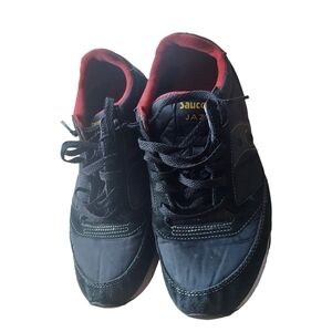 9 Saucony black mens sneaker